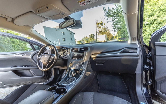 Ford Mondeo cena 54900 przebieg: 178600, rok produkcji 2015 z Wrocław małe 704
